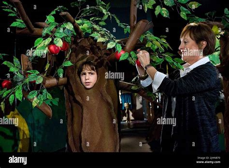 ZACHARY GORDON, DIARY OF A WIMPY KID, 2010 Stock Photo - Alamy