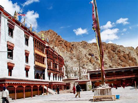 Ladakh Trekking Tour | Best Leh Ladakh Trekking Tours Packages