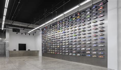 bereiten Absondern Verkleidet sneaker stores in miami Materialismus ...