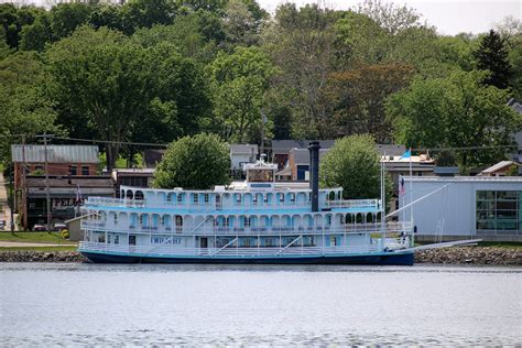 Le Claire, IA - Steamboats.org