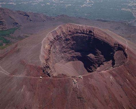 Vesuvius | Facts, Location, & Eruptions | Britannica.com