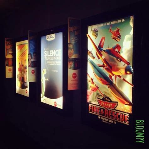 AMC Metreon 16 in San Francisco, CA - Cinema Treasures