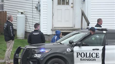 Hancock Street in Bangor, Maine closes as police respond to home | newscentermaine.com