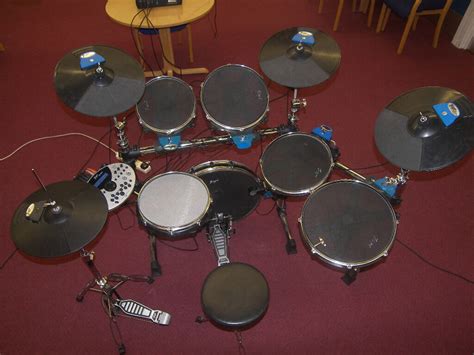 DRUMS Traps E500 , E-500 Electronic Drum Kit with Cymbals , Hi-Hat , Pedal and Stool. | in ...