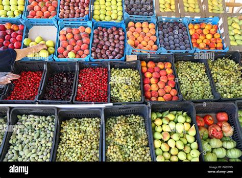 Fruit and Vegetable Stand, Lebanon Stock Photo - Alamy