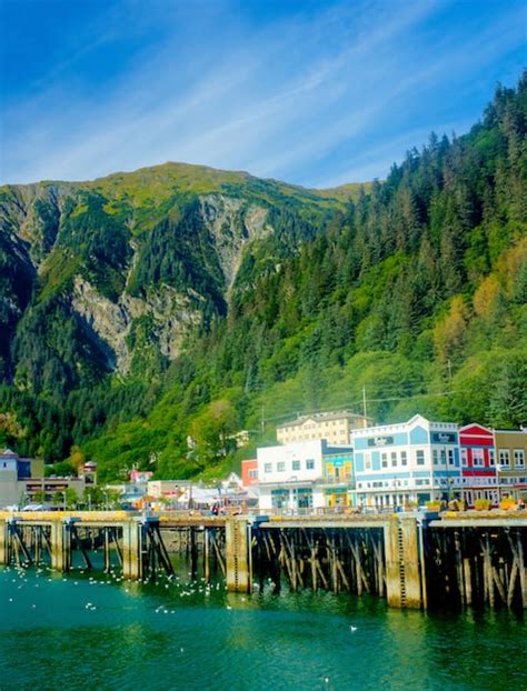 13 Cruises in Juneau, Alaska - LiveAboard.com