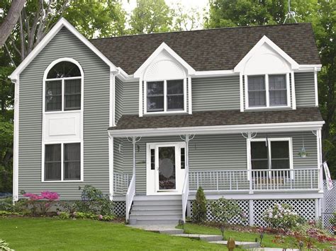 CertainTeed Sea Grass | House siding, Grey siding house, Certainteed siding