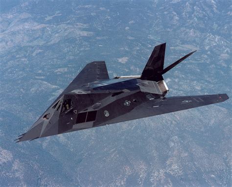 F-117 Nighthawk: The Emergence of Stealth Technology By: Peter Suciu - Global Ordnance News