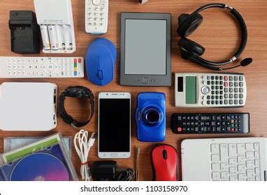 715,293 Electronic Gadgets Images, Stock Photos & Vectors | Shutterstock