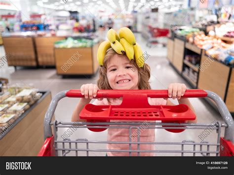 Child Shopping Cart Image & Photo (Free Trial) | Bigstock