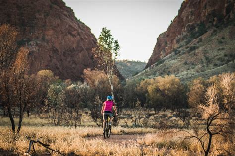 Mountain biking in Alice Springs - Pyndan Camel Tracks