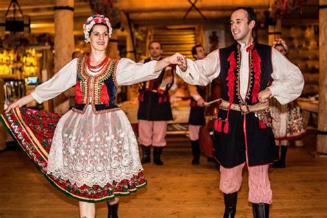 Polish Folklore Show and Dinner in Krakow 2024