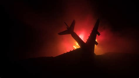 4 Dead After Plane Crashes in California - WomenWorking
