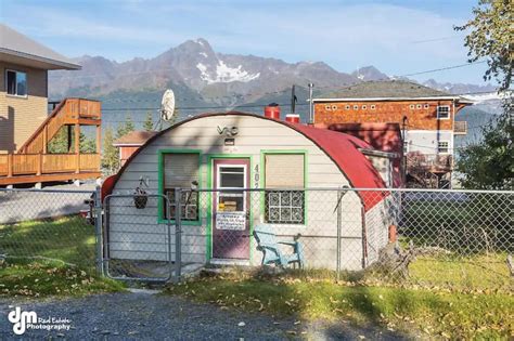 12 Best Airbnbs in Seward, Alaska (+ Oceanview Cabins)