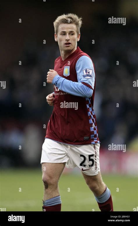 BARRY BANNAN ASTON VILLA FC ASTON VILLA FC BRAMALL LANE SHEFFIELD ...