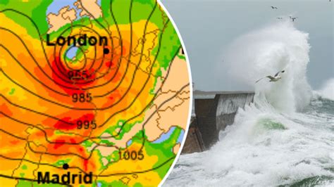 Hurricane-force winds - Potent storm Ciarán threatens Europe – Weather News