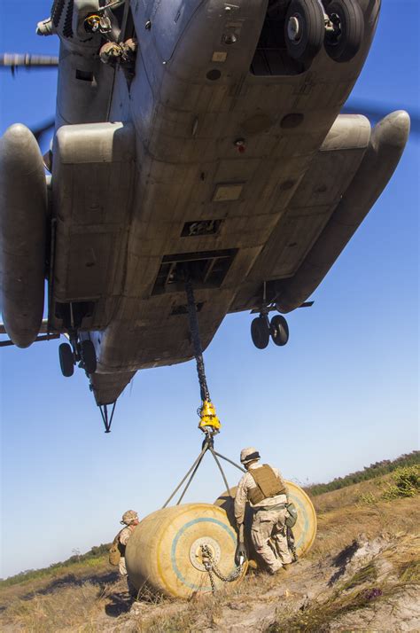 26th Marine Expeditionary Unit exercises interoperability > 26th Marine ...