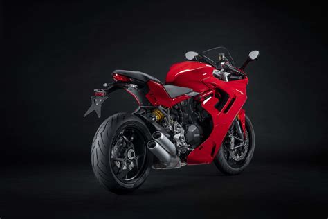 A Facelift and More for the 2021 Ducati SuperSport 950 - Asphalt & Rubber