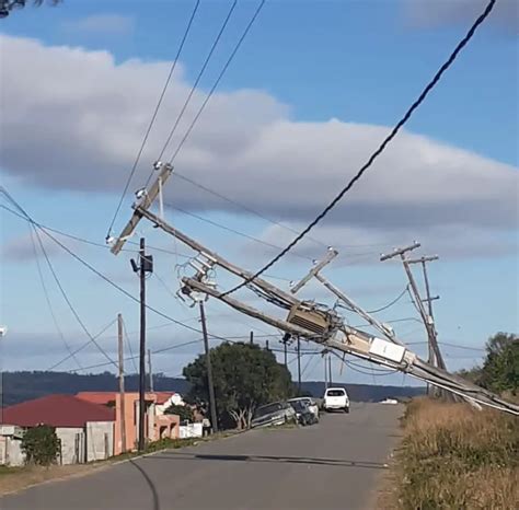 Eastern Cape counts the cost of gale-force winds | News365.co.za