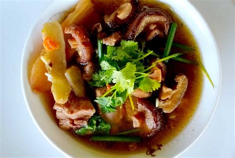 Chinese Pork Rib Soup - Riverside Thai Cooking