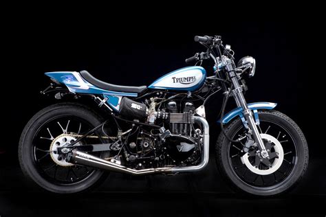 Hell Kustom : Triumph Bonneville By Bonneville Performance