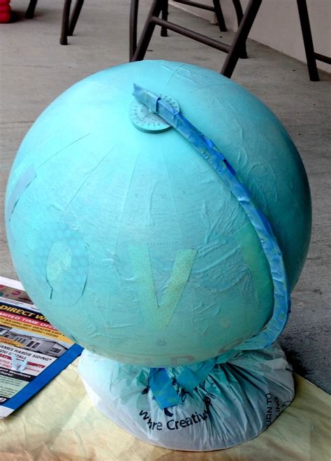 Post-Grad Crafting: "Love makes the world go 'round" Globe Craft