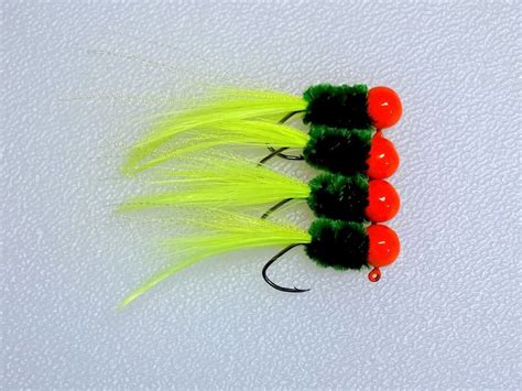 1/8 oz Christmas Jig | Crappie jigs, Crappie lures, Fly tying patterns