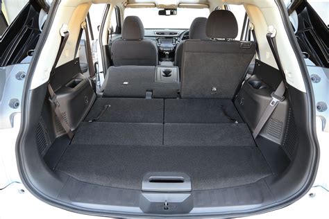 Nissan x-trail luggage dimensions