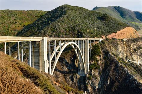 Incredible Coastal Views At The Bixby Creek Bridge, Big Sur | Ambition Earth