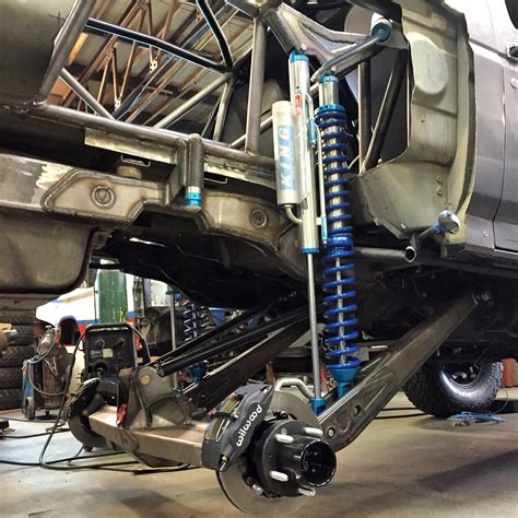 Ford Bronco 4-Link Rear Suspension Kit - Solo Motorsports
