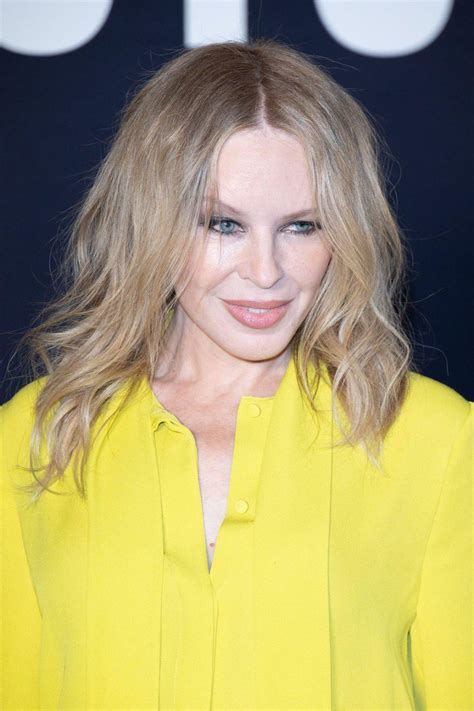 Kylie Minogue – Valentino Fashion Show in Paris 01/25/2023 • CelebMafia