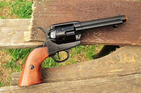 Denix Replica Wyatt Earp 1873 Army Colt M1873 Buntline Special Revolver ...