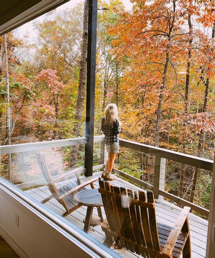 Fall Itinerary to Georgia's Most Golden Small Town: Dahlonega