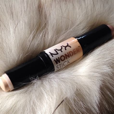 NYX Cosmetics Wonder Stick reviews in Bronzer - ChickAdvisor