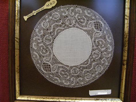 A Bobbin Lace Lover: Encaje de Binche / Binche lace