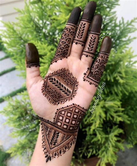 25+ Front Hand Mehndi Design Ideas to Steal your Heart! | Simple mehndi ...