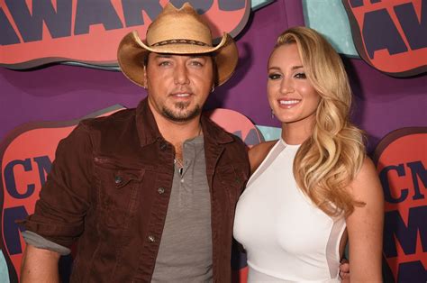 Jason Aldean, Brittany Kerr Married, Wedding Pictures; Celebrity ...