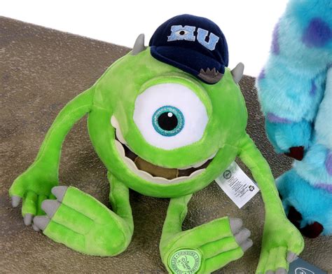 Dan the Pixar Fan: Monsters University: Disney Store Mike Wazowski & Sulley Plush