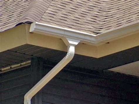 How To Install Gutters And Downspouts? – The Housing Forum