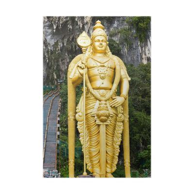 Poster Statue of hindu god Muragan at Batu caves, Kuala-Lumpur - PIXERS.UK