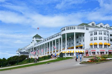 Grand Hotel Mackinac Island: 5 Star Award Winning Hotel