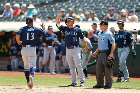 Seattle Mariners are photo-bombing the playoff picture - Beyond the Box ...