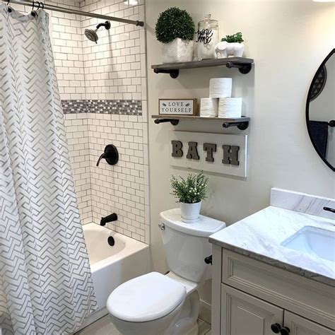 33 Fabulous Small Bathroom Design Ideas - PIMPHOMEE