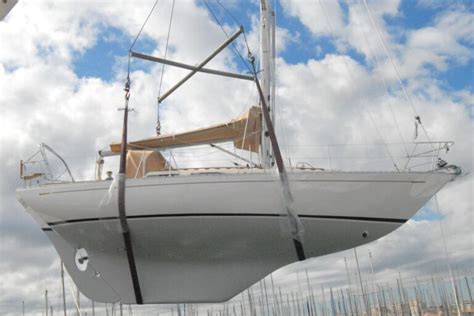 Keel construction and design explained - Rustler Yachts