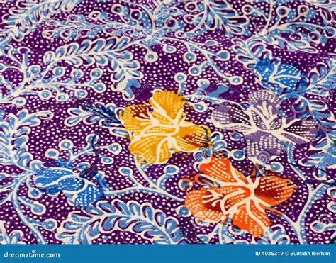 Batik floral motif stock image. Image of drawn, texture - 4085319