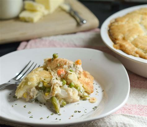 Gluten Free Creamy Chicken Pot Pie - Mommy Hates Cooking