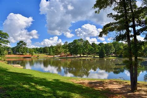 Mecklenburg County Reopening Parking Lots To Public Parks And Boat Ramps - WCCB Charlotte's CW