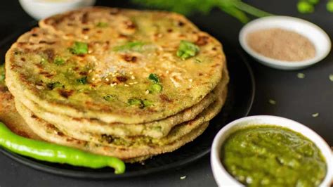 Paratha Perfection: 7 Unique Varieties To Satisfy Your Cravings