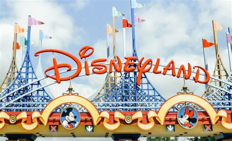 Disney Paris Parking Lot Review - Themepark Freak