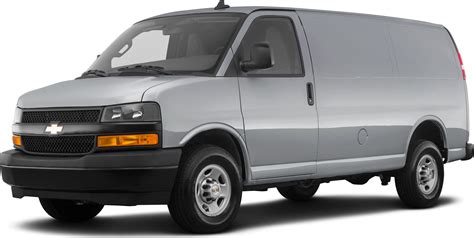 2022 Chevrolet Express 3500 Cargo Price, Value, Ratings & Reviews ...